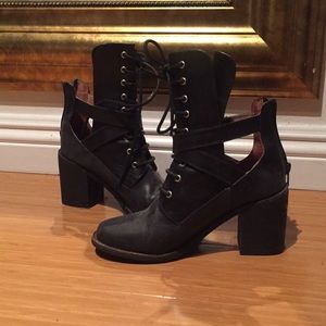 Jeffery Campbell black boots size 6